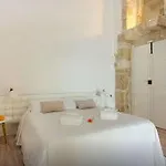 Dimora Optuya *
