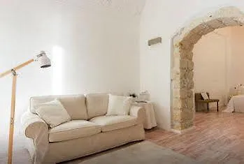 Dimora Optuya Syracuse